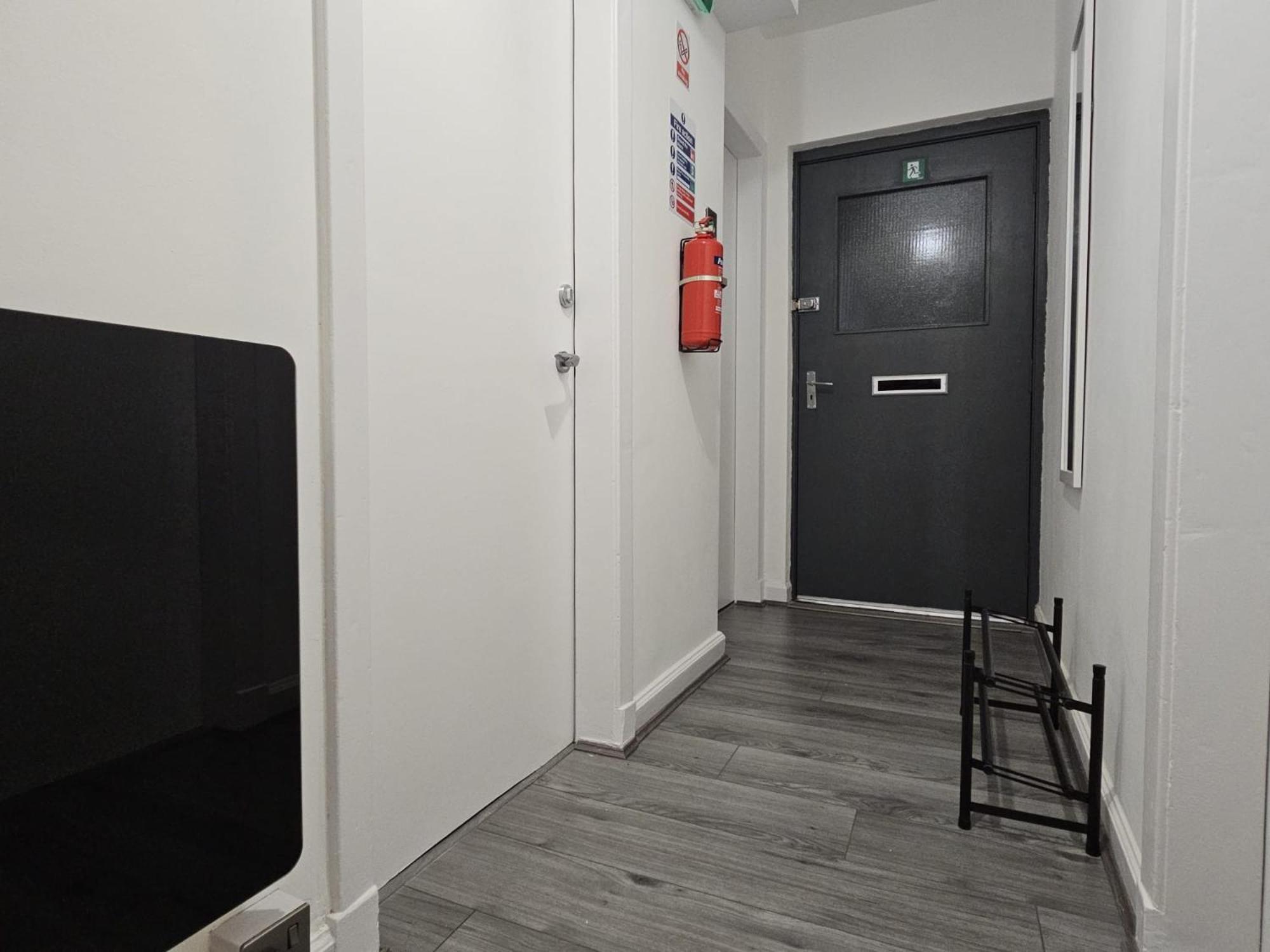 Regina Apartment In Форт-Уильям Экстерьер фото