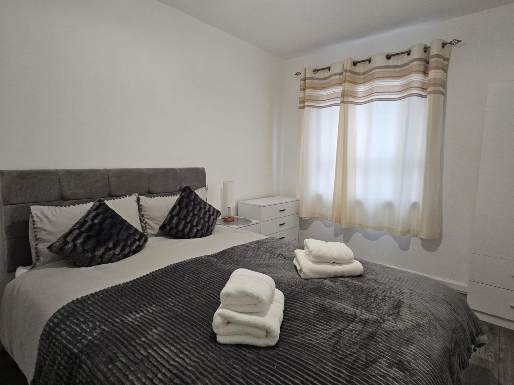 Regina Apartment In Форт-Уильям Экстерьер фото